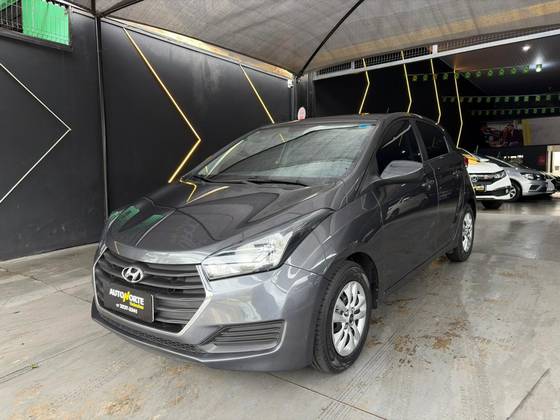 HYUNDAI HB20 1.0 COMFORT PLUS 12V FLEX 4P MANUAL HYUNDAI HB20 1.0 COMFORT PLUS 12V FLEX 4P MANUAL